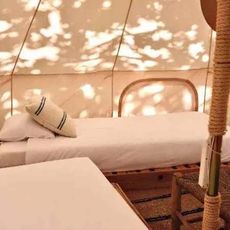 Campo de lujo Glamping Zone La Pinilla