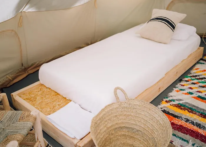 Luxury tent Glamping Zone La Pinilla