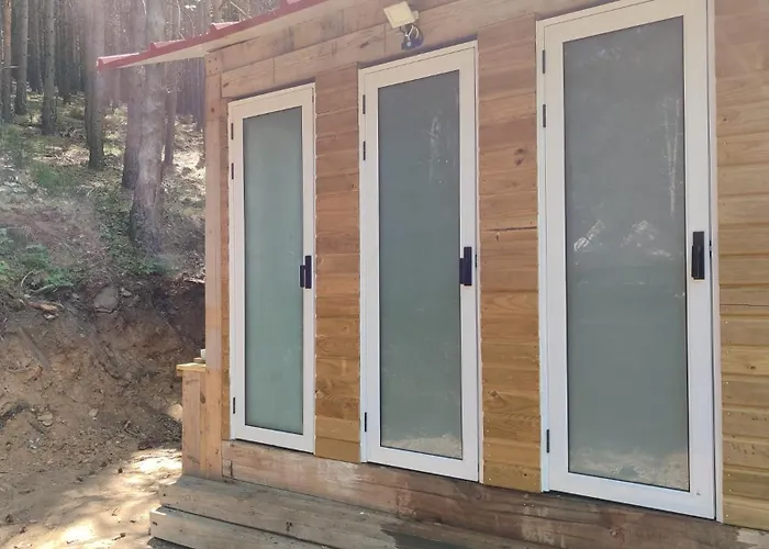 Glamping Zone La Pinilla Lüks kamp alanı *